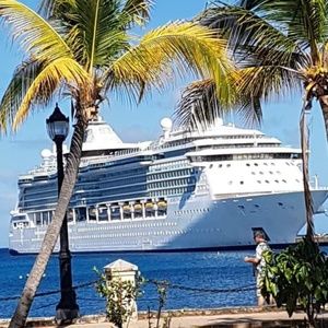 Meet your Posher, Sharon